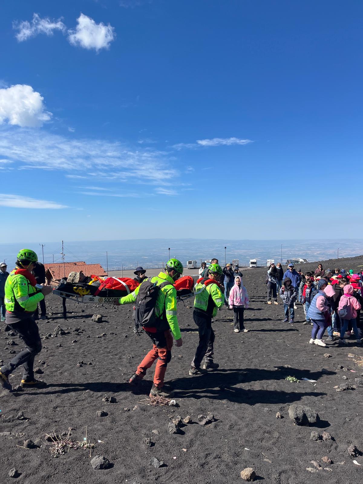 Educational walk with CNSAS volunteers
